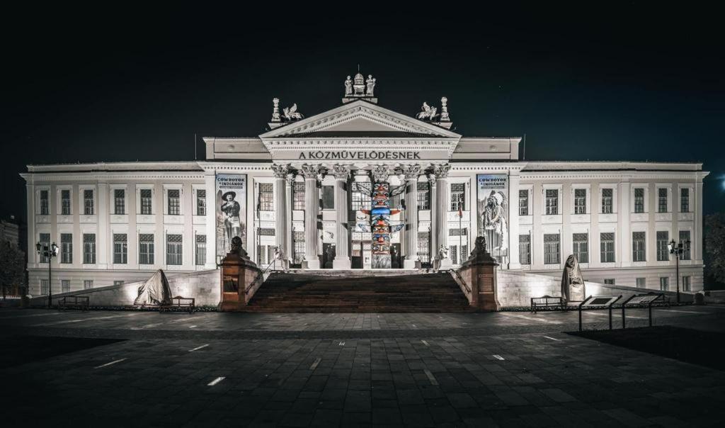 Nature In The City Lower Storey Bestern Seghedin Exterior foto